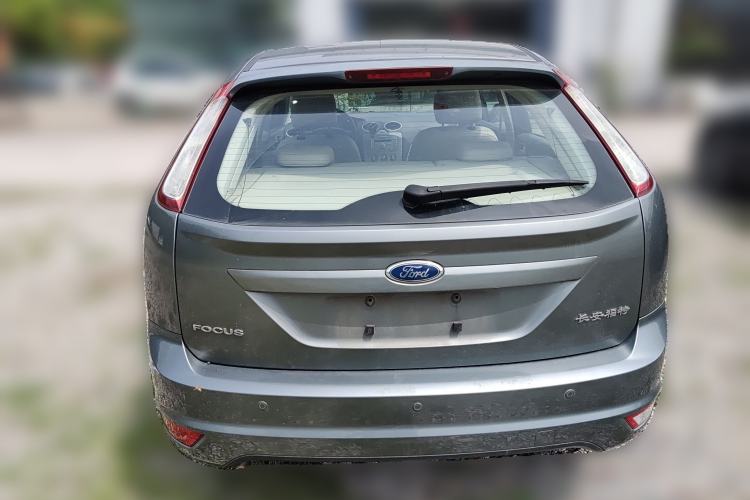 Used Ford Focus 2011 Hatchback 1.8L Automatic Fashion Edition
