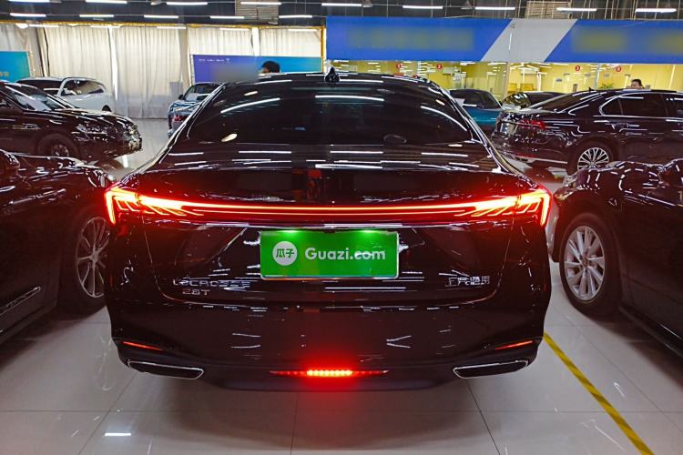 Used Buick LaCrosse 2025 28T Platinum Edition