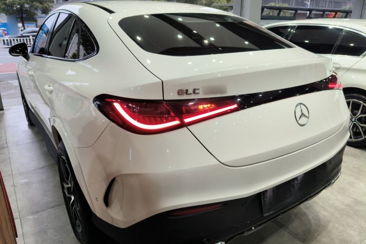 Used Mercedes-Benz GLC Coupe 2024 GLC 260 4MATIC Coupe SUV
