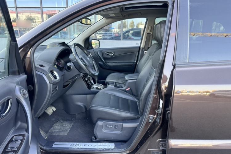 Used Renault Koleos 2015 2.5L 4x4 Comfort Edition
