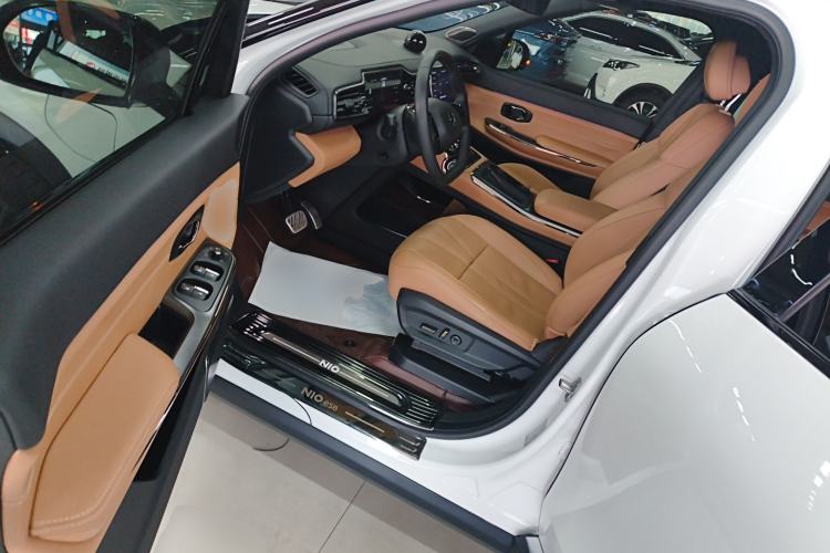 Used Nio ES8 2020 415 km Range 6-Seater Version