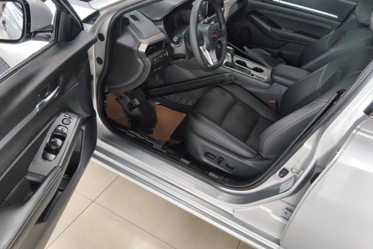 Used Nissan Teana 2021 2.0L XL Comfort Edition Driver Seat