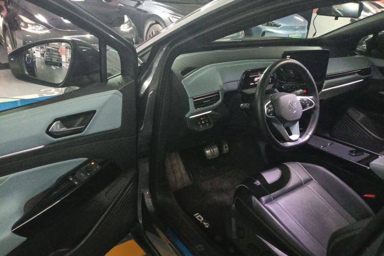 Used Volkswagen ID.4 X 2022 Pure Long-Range Version Driver Seat