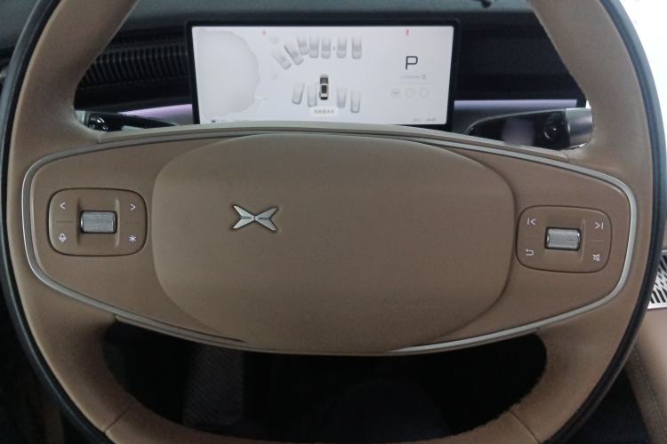 Used XPeng X9 2024 702 Ultra-Long Range Pro
