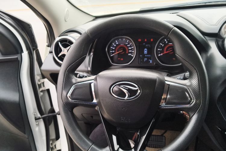 Used Soueast DX3 2019 1.5T CVT Luxury Version China VI Standard Steering Wheel