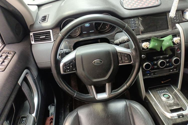 Used Land Rover Discovery Sport 2017 2.0T SE Steering Wheel