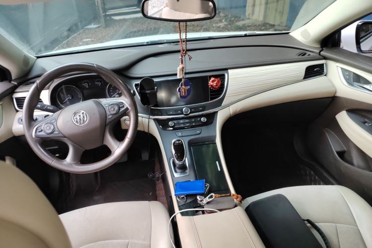 Used Buick LaCrosse 2018 30H Elite Edition
