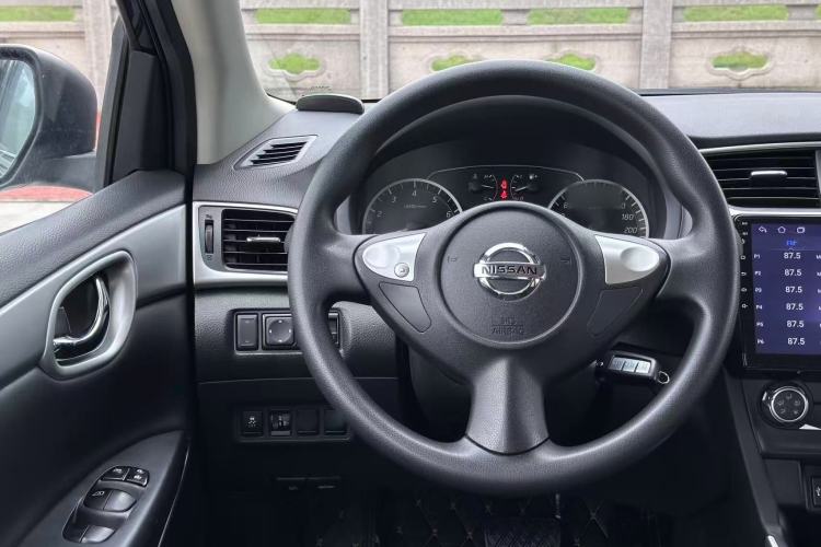 Used Nissan Sylphy 2022 Classic 1.6XE CVT Comfort Edition Interior 4