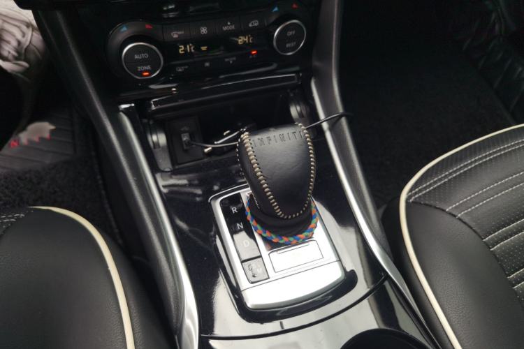 Used Infiniti QX30 2017 1.6T Two-Wheel-Drive Sport Edition
