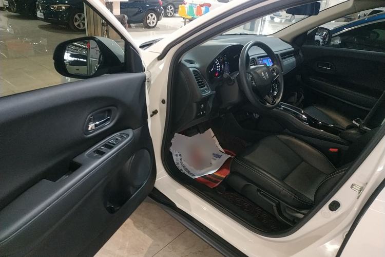 Used Honda Vezel 2020 1.5L CVT Elite Edition
