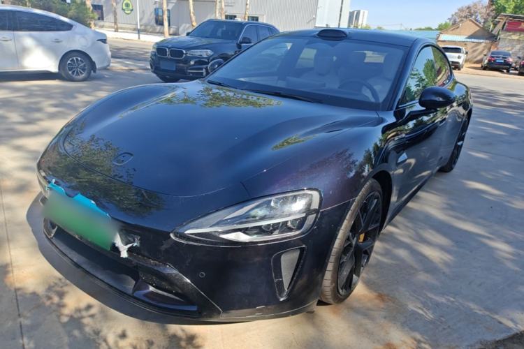 Used Xiaomi Auto SU7 2024 Four-Wheel Drive Ultra-Long Range Advanced Intelligent Driving Max Edition