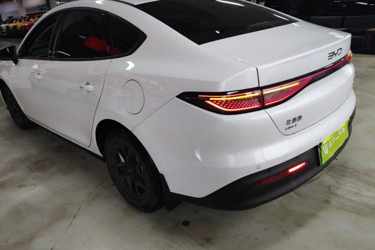 Used BYD Seal 05 DM-i 2025 DM-i Smart Drive 55KM Luxury Model Exterior 2
