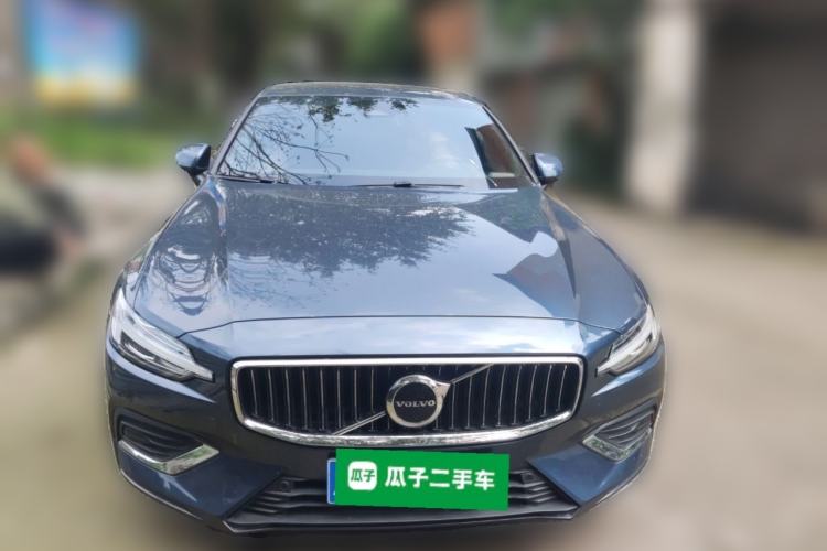 Used Volvo S60 2025 B4 Zhiyi Luxury Edition Front