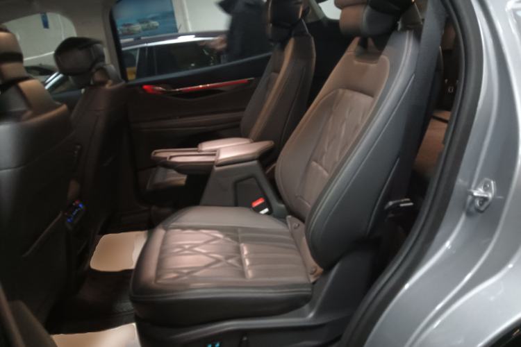 Used Ford Edge 2025 Ford Explorer L 2.0T EcoBoost E-Hybrid Four-Wheel-Drive 7-Seater Supreme Model
