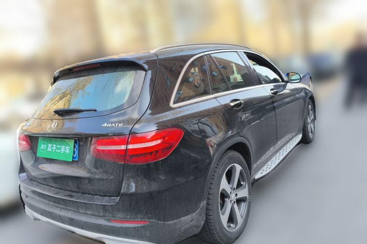 Used Mercedes-Benz GLC 2016 GLC 260 4MATIC Luxury Model