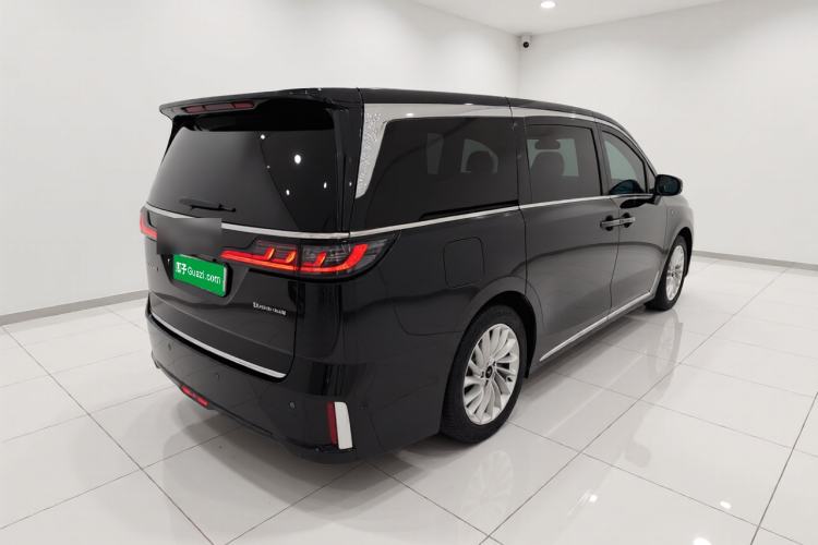 Used VOYAH Dream 2024 PHEV Extended-Range Premium Edition Rear Right 45 Deg