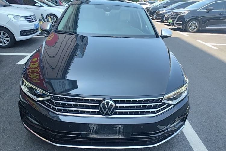 Used Volkswagen Magotan 2023 2 Million Units Commemorative Edition 330TSI DSG Luxury Version