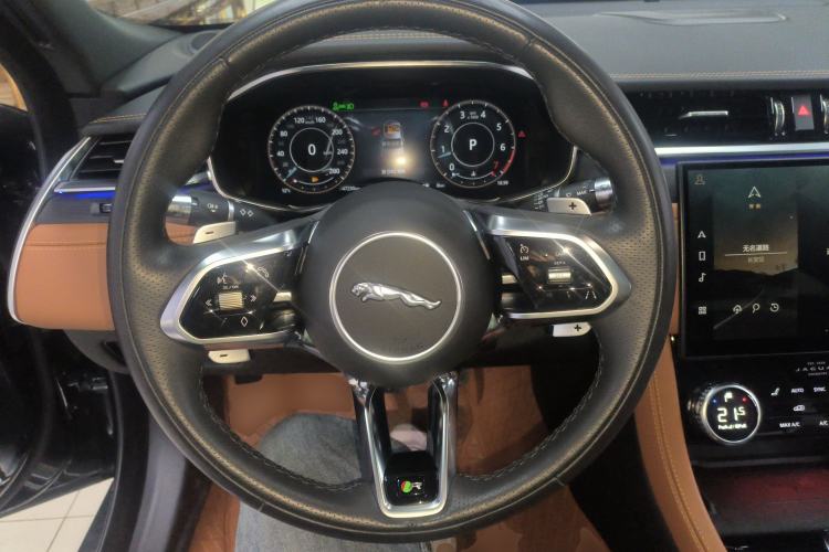 Used Jaguar XFL 2022 XFL 2.0T P250 Two-Wheel-Drive Elite Sport Edition Steering Wheel