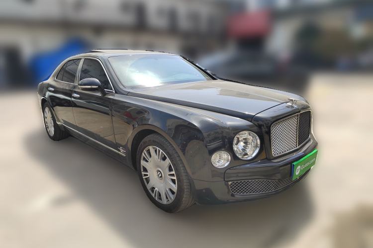 Used Bentley Mulsanne 2011 6.8T Luxury Edition Front Right 45 Deg