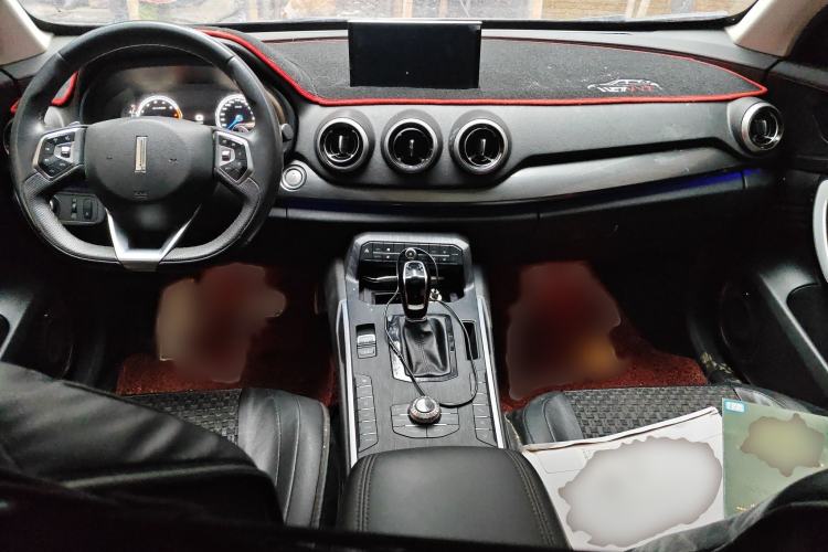 Used Wey VV7 2017 2.0T Flagship Model Interior 2