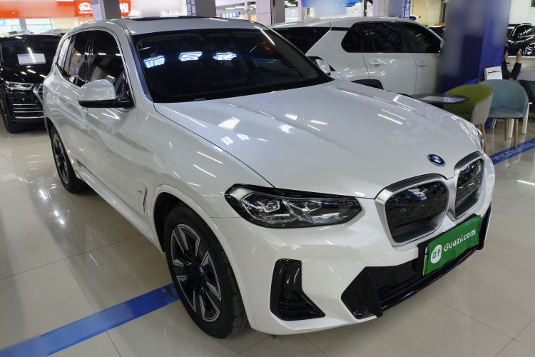 Used BMW iX3 2024 Leading Model