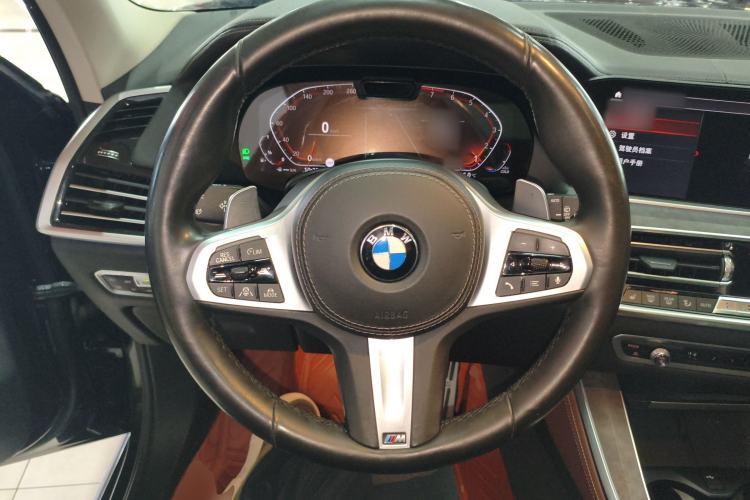 Used BMW X5 2019 xDrive40i Luxury Model with M Sport Package
