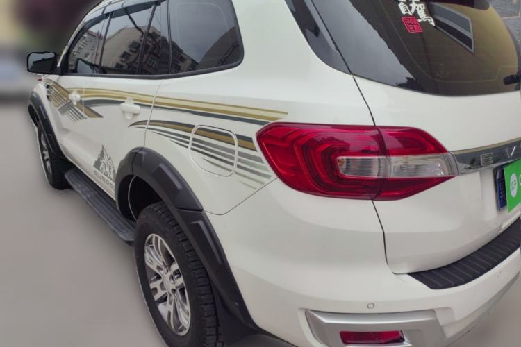 Used Ford Everest 2017 2.0T Gasoline Automatic 4x4 Luxury Edition 7 Seats Rear Left 45 Deg