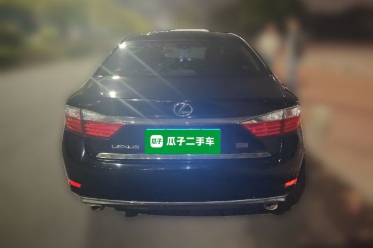 Used Lexus ES 2013 250 Mark Levinson Limited Edition
