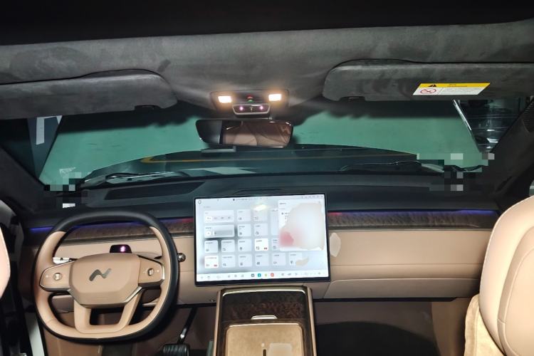 Used ONVO Luxeed L90 2025 Model—Ultra Six-Seater Version
