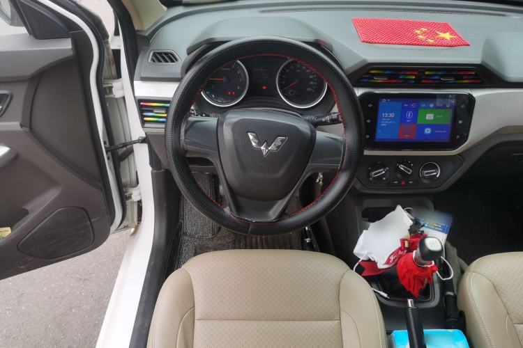 Used Wuling Hongguang 2018 1.5L S Comfort Model L2B
