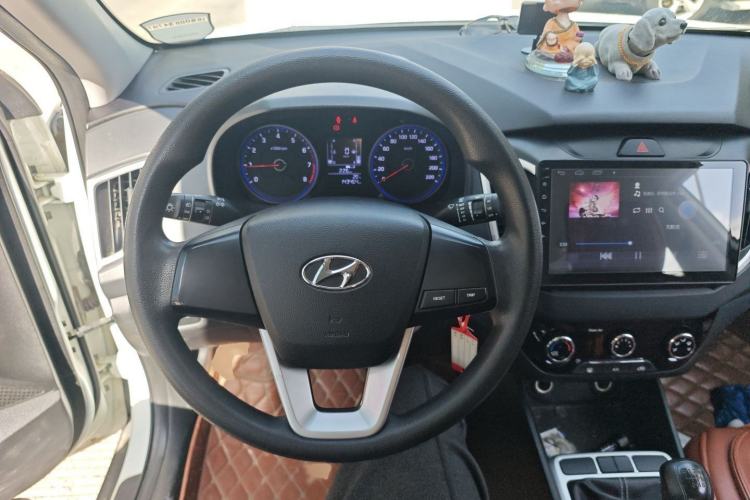 Used Hyundai ix25 2017 1.6L Manual Fashion Model
