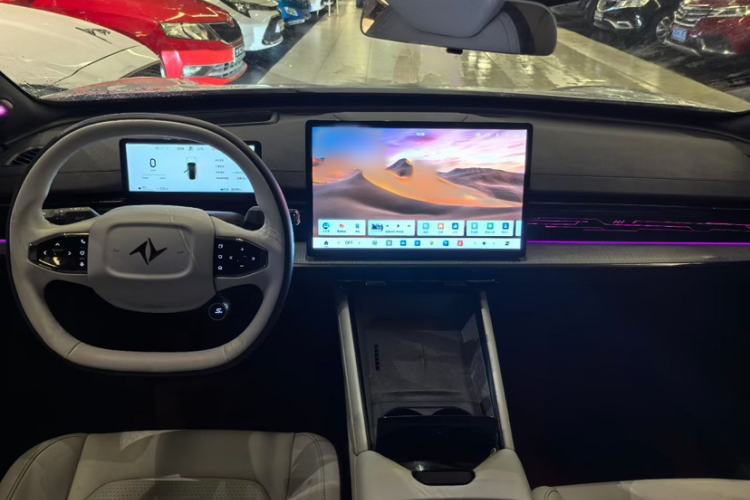 Used Dongfeng eπ eπ007 2024 530 Pro Version Interior 3