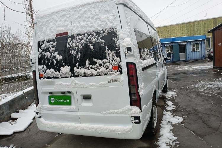 Used JMC Fushun 2022 2.0T Manual Multi-Function Passenger Vehicle Mid-Range High Roof 6-7 Seats