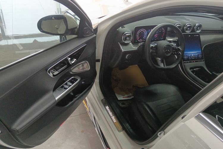 Used Mercedes-Benz C-Class 2024 Second Facelift C 260 L Sport Edition
