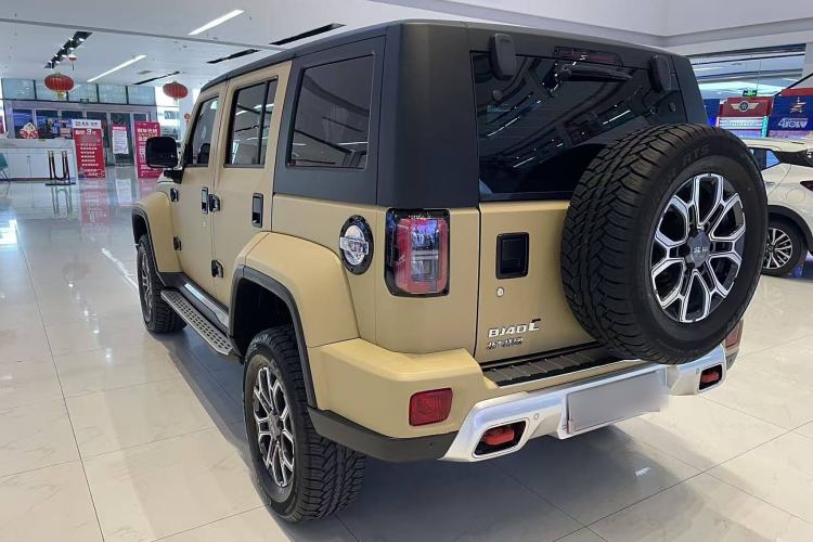 Used BAIC Off-Road BJ40 2024 2.0T Urban Hunter Honor Edition
