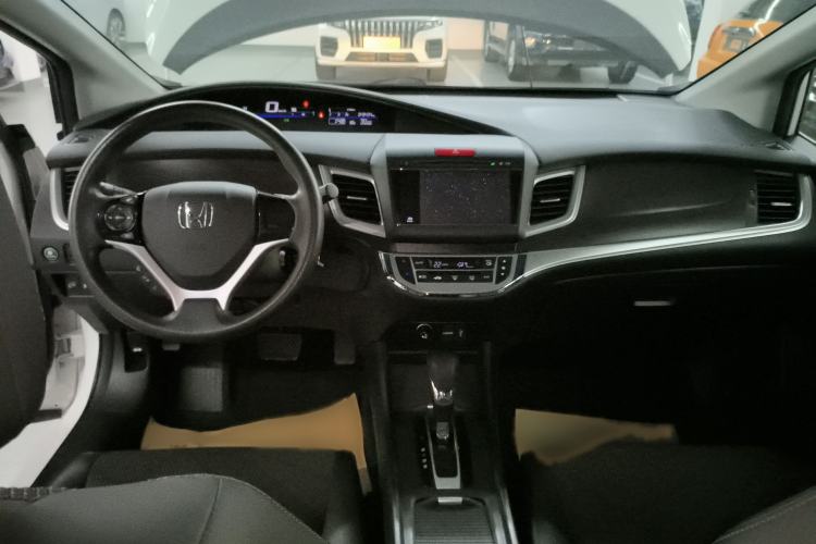 Used Honda Jade 2014 1.8L Automatic Comfort Elite Version 5 Seats Audio And AC Panel