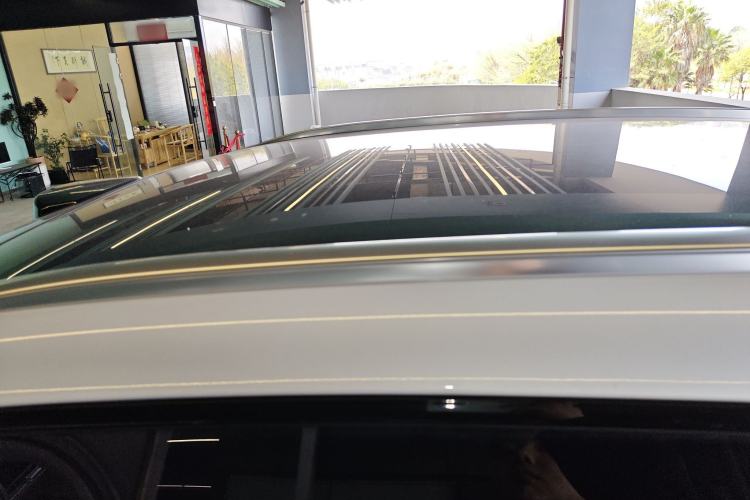 Used Zeekr 7X 2025 100 kWh Long-Range Rear-Wheel Drive with Intelligent Driving Features