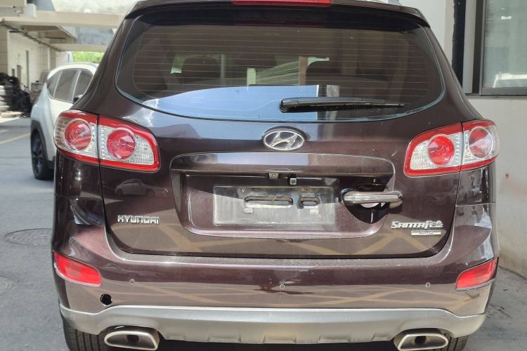 Used Hyundai Santa Fe Classic 2010 2.4 Ultimate Edition 7-Seater Four-Wheel Drive
