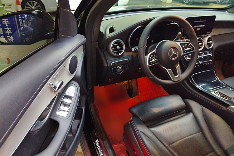 Used Mercedes-Benz GLC 2020 Facelift GLC 260 L 4MATIC Luxury Edition Driver Seat