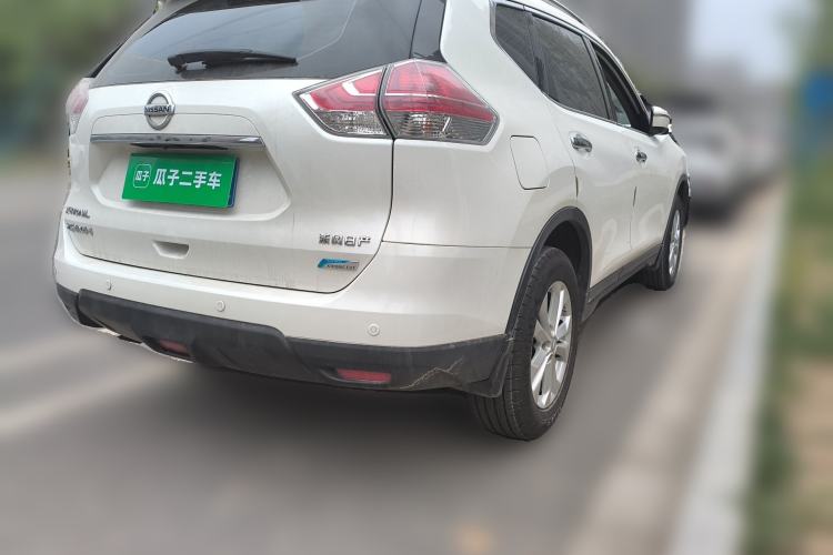 Used Nissan X-Trail 2014 2.5L CVT Luxury Edition 4WD Rear Right 45 Deg