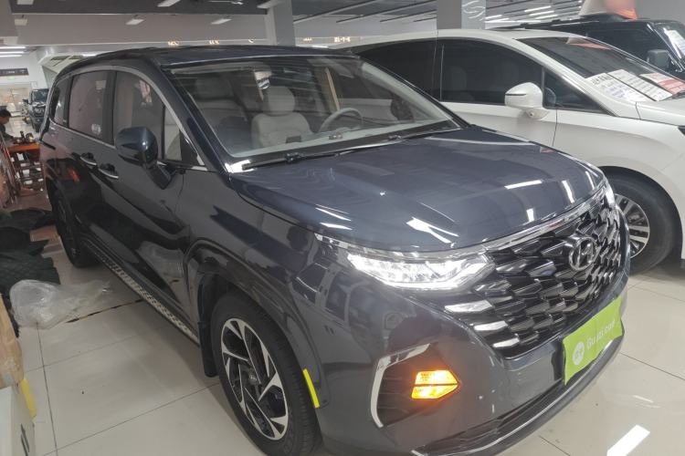 Used Hyundai Custo 2021 270TGDi Prestige LUX Front Right 45 Deg