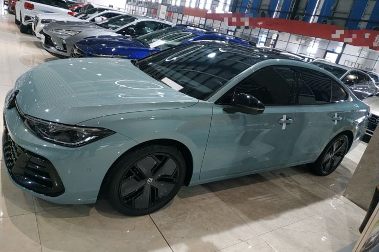 Used Volkswagen Passat 2025 Pro 380TSI Starry Dragon Luxury Edition