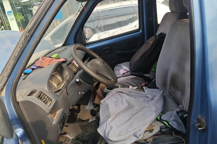 Used BAIC Weiwang 306 2011 1.3L base model 7 seats Left Front Seat