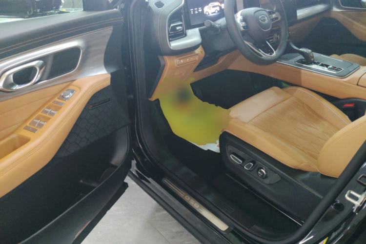 Used GAC Trumpchi GS8 2025 Linghang Series 2.0 TGDI Two-Wheel-Drive Luxury Edition 5 Seats
