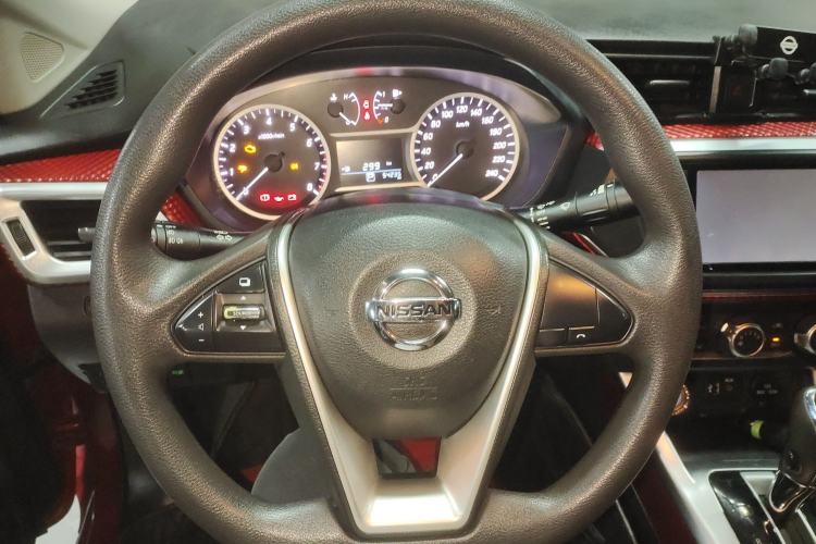 Used Nissan Lannia 2016 1.6L CVT Smart Cool Edition