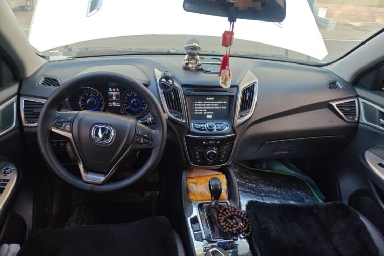 Used Changan CS75 2014 1.8T Automatic Elite Version China V Standard
