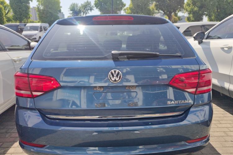 Used Volkswagen Santana 2015 Haval H6 1.6L Automatic Comfort Model
