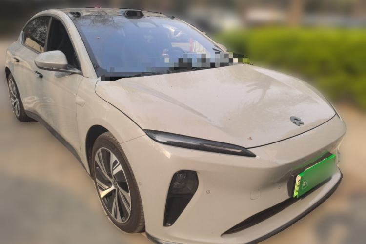 Used Nio ET5 2022 75 kWh Front Right 45 Deg