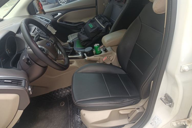 Used Ford Focus 2012 Hatchback 1.6L Manual Fashion Edition