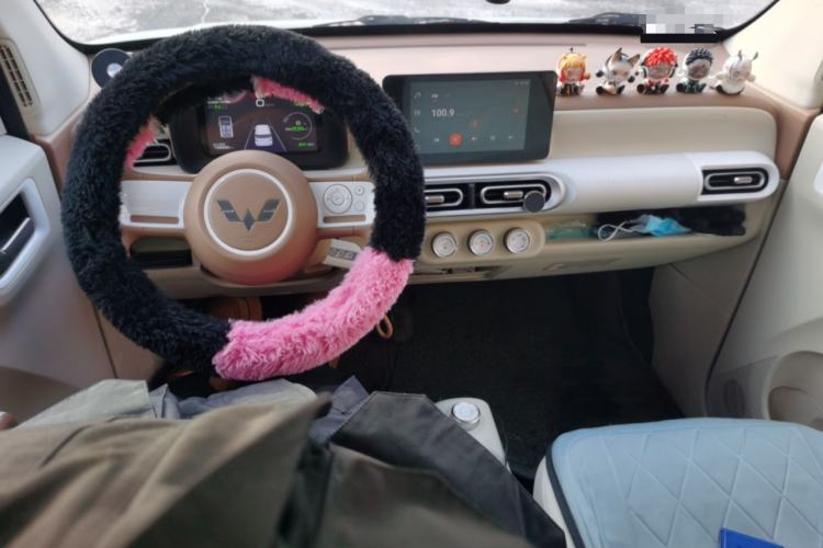 Used Wuling Hongguang MINIEV 2024 3rd Generation 215km Advanced Version